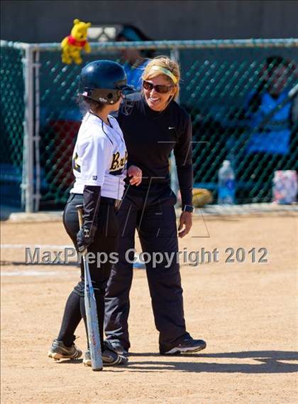 Thumbnail 2 in Brennan vs. Incarnate Word photogallery.