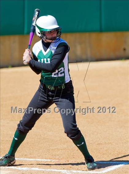 Thumbnail 2 in Brennan vs. Incarnate Word photogallery.