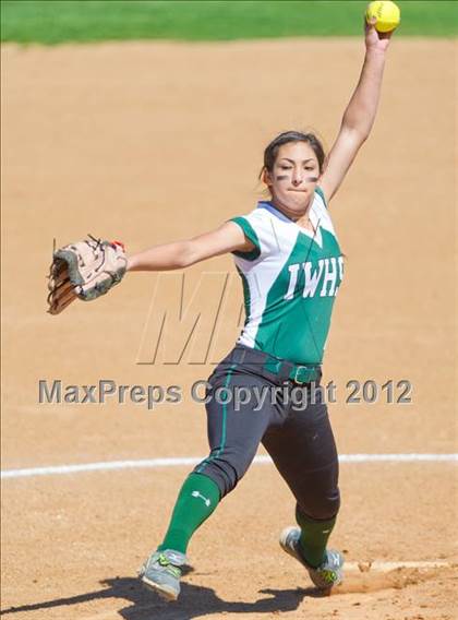Thumbnail 3 in Brennan vs. Incarnate Word photogallery.