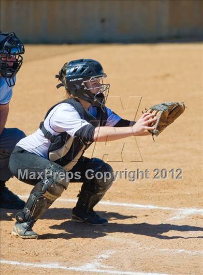 Thumbnail 2 in Brennan vs. Incarnate Word photogallery.
