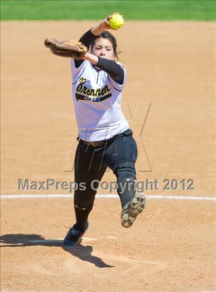 Thumbnail 2 in Brennan vs. Incarnate Word photogallery.