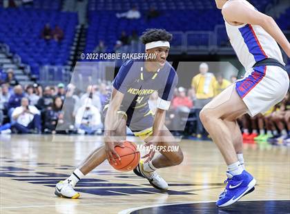 Thumbnail 3 in Westlake vs. McKinney (UIL 6A State Semifinal) photogallery.