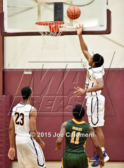 Thumbnail 2 in Holmes vs Riverdale Baptist (SACS Invitational) photogallery.