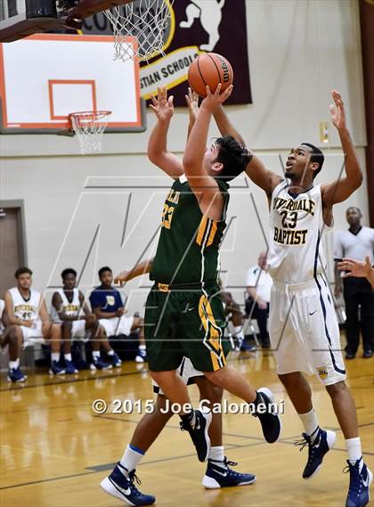 Thumbnail 1 in Holmes vs Riverdale Baptist (SACS Invitational) photogallery.