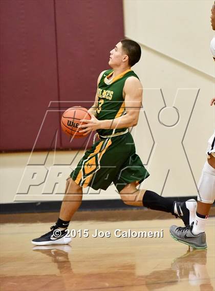 Thumbnail 2 in Holmes vs Riverdale Baptist (SACS Invitational) photogallery.