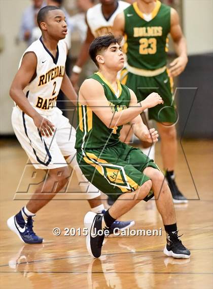 Thumbnail 2 in Holmes vs Riverdale Baptist (SACS Invitational) photogallery.