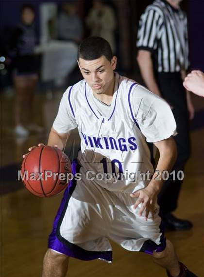 Thumbnail 1 in Beyer @ Johansen photogallery.