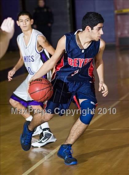 Thumbnail 2 in Beyer @ Johansen photogallery.
