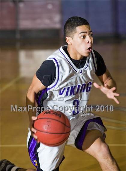 Thumbnail 1 in Beyer @ Johansen photogallery.