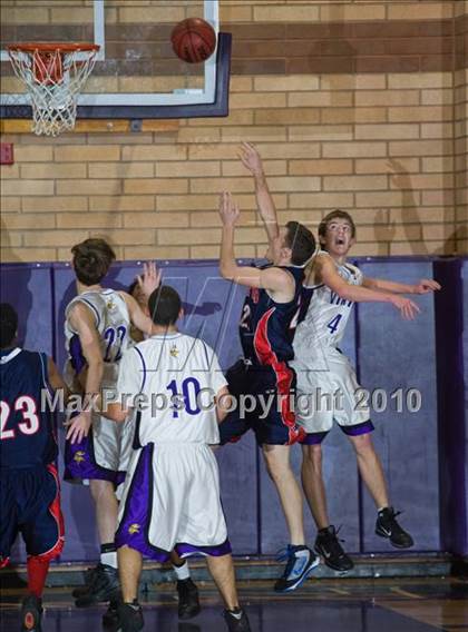 Thumbnail 1 in Beyer @ Johansen photogallery.