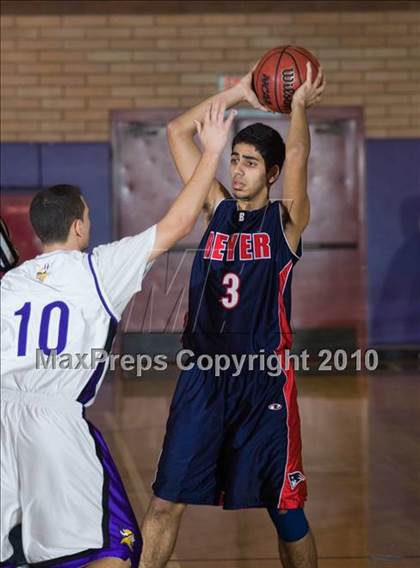 Thumbnail 2 in Beyer @ Johansen photogallery.