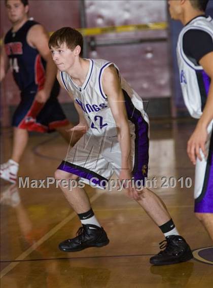 Thumbnail 3 in Beyer @ Johansen photogallery.