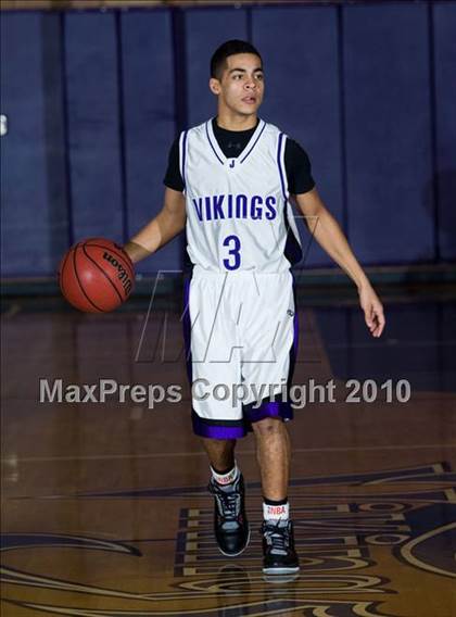 Thumbnail 1 in Beyer @ Johansen photogallery.