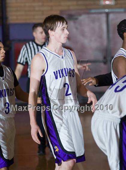 Thumbnail 1 in Beyer @ Johansen photogallery.