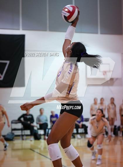 Thumbnail 1 in Notre Dame Prep vs. Desert Ridge photogallery.
