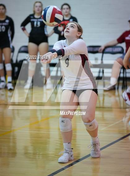 Thumbnail 2 in Notre Dame Prep vs. Desert Ridge photogallery.