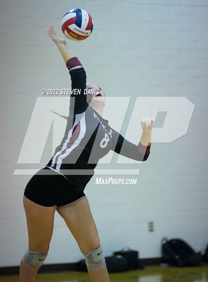 Thumbnail 2 in Notre Dame Prep vs. Desert Ridge photogallery.