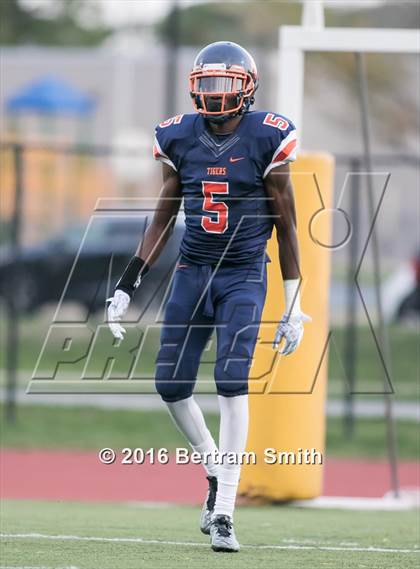 Thumbnail 2 in Iroquois @ Bennett/Olmsted/Middle Early College/East photogallery.