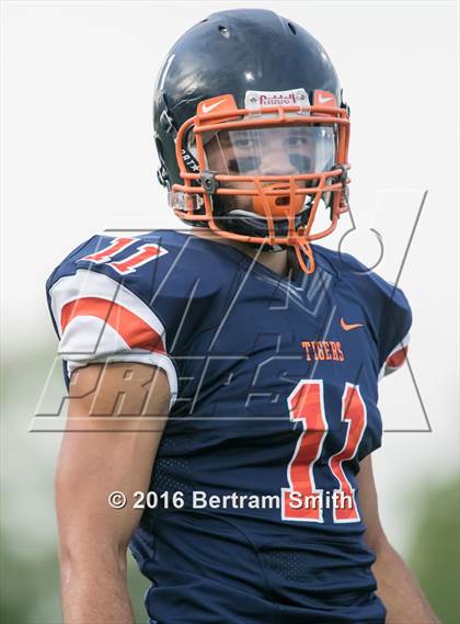 Thumbnail 1 in Iroquois @ Bennett/Olmsted/Middle Early College/East photogallery.