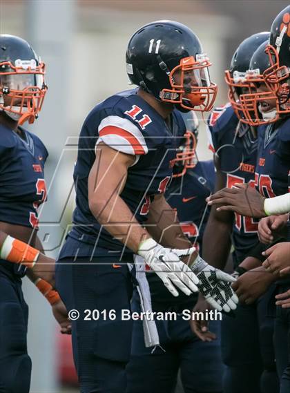 Thumbnail 3 in Iroquois @ Bennett/Olmsted/Middle Early College/East photogallery.