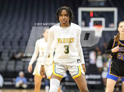 Thumbnail 1 in Lincoln vs. Vanden (CIF SJS Division 3 Final) photogallery.
