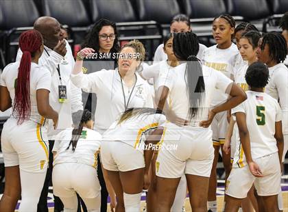 Thumbnail 3 in Lincoln vs. Vanden (CIF SJS Division 3 Final) photogallery.