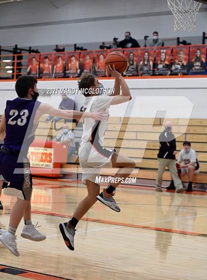 Thumbnail 3 in JV Delavan @ Illini Bluffs photogallery.