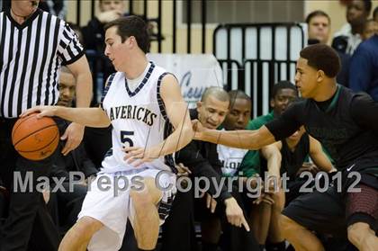 Thumbnail 2 in La Costa Canyon vs Lincoln (CIF SDS D2 Final) photogallery.