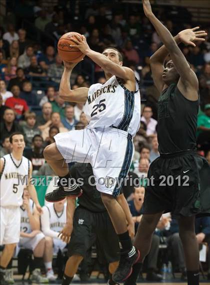 Thumbnail 1 in La Costa Canyon vs Lincoln (CIF SDS D2 Final) photogallery.