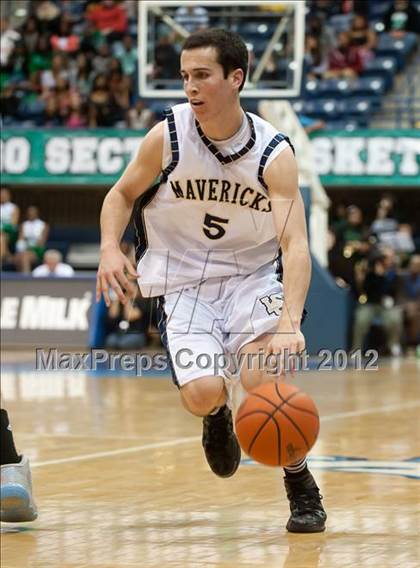Thumbnail 1 in La Costa Canyon vs Lincoln (CIF SDS D2 Final) photogallery.