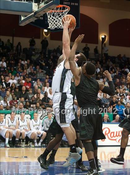 Thumbnail 3 in La Costa Canyon vs Lincoln (CIF SDS D2 Final) photogallery.