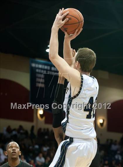 Thumbnail 1 in La Costa Canyon vs Lincoln (CIF SDS D2 Final) photogallery.