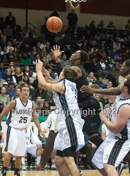 Thumbnail 3 in La Costa Canyon vs Lincoln (CIF SDS D2 Final) photogallery.