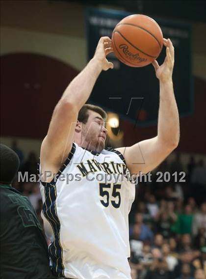 Thumbnail 1 in La Costa Canyon vs Lincoln (CIF SDS D2 Final) photogallery.