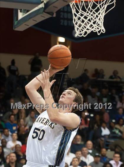 Thumbnail 3 in La Costa Canyon vs Lincoln (CIF SDS D2 Final) photogallery.