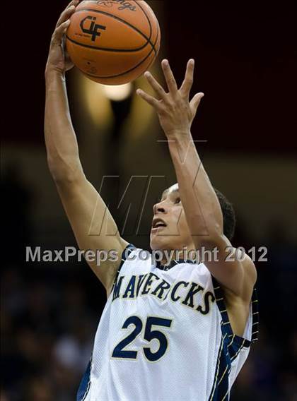 Thumbnail 1 in La Costa Canyon vs Lincoln (CIF SDS D2 Final) photogallery.
