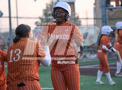 Thumbnail 3 in Sunset vs West Mesquite (UIL 5A D1 Bi-District) photogallery.