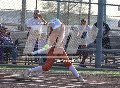Thumbnail 2 in Sunset vs West Mesquite (UIL 5A D1 Bi-District) photogallery.