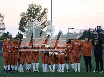 Thumbnail 1 in Sunset vs West Mesquite (UIL 5A D1 Bi-District) photogallery.