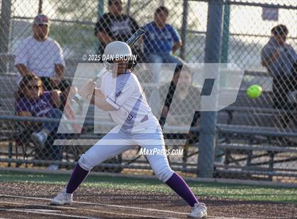Thumbnail 1 in Sunset vs West Mesquite (UIL 5A D1 Bi-District) photogallery.