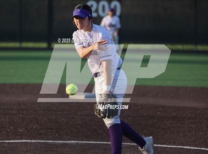 Thumbnail 2 in Sunset vs West Mesquite (UIL 5A D1 Bi-District) photogallery.