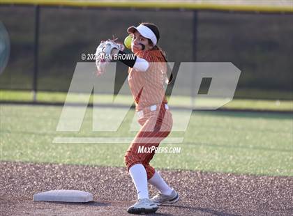 Thumbnail 3 in Sunset vs West Mesquite (UIL 5A D1 Bi-District) photogallery.