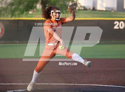 Thumbnail 3 in Sunset vs West Mesquite (UIL 5A D1 Bi-District) photogallery.
