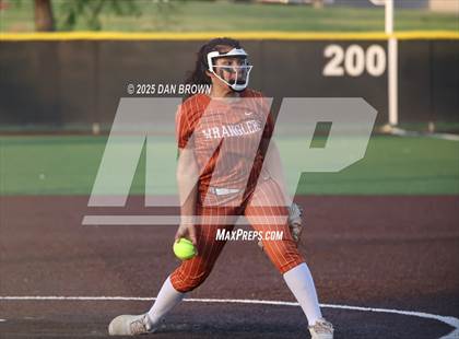 Thumbnail 2 in Sunset vs West Mesquite (UIL 5A D1 Bi-District) photogallery.