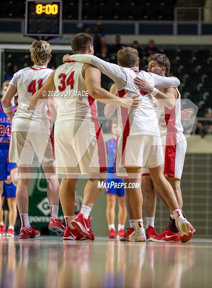 Thumbnail 2 in Zane Trace vs Minford (OHSAA D5 District Final) photogallery.