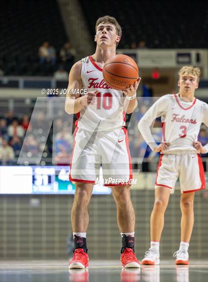 Thumbnail 1 in Zane Trace vs Minford (OHSAA D5 District Final) photogallery.