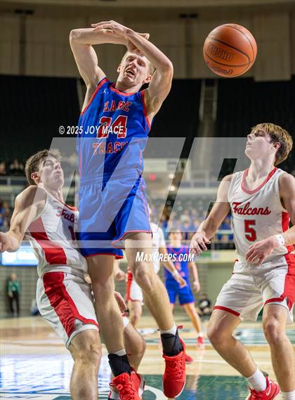 Thumbnail 1 in Zane Trace vs Minford (OHSAA D5 District Final) photogallery.