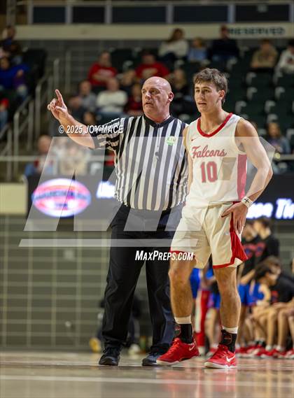 Thumbnail 3 in Zane Trace vs Minford (OHSAA D5 District Final) photogallery.