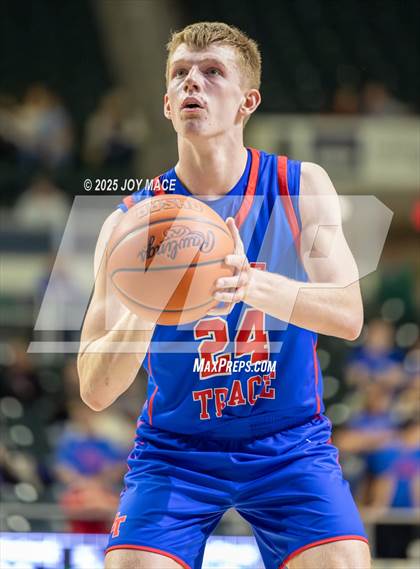 Thumbnail 1 in Zane Trace vs Minford (OHSAA D5 District Final) photogallery.