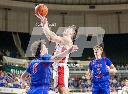 Thumbnail 3 in Zane Trace vs Minford (OHSAA D5 District Final) photogallery.